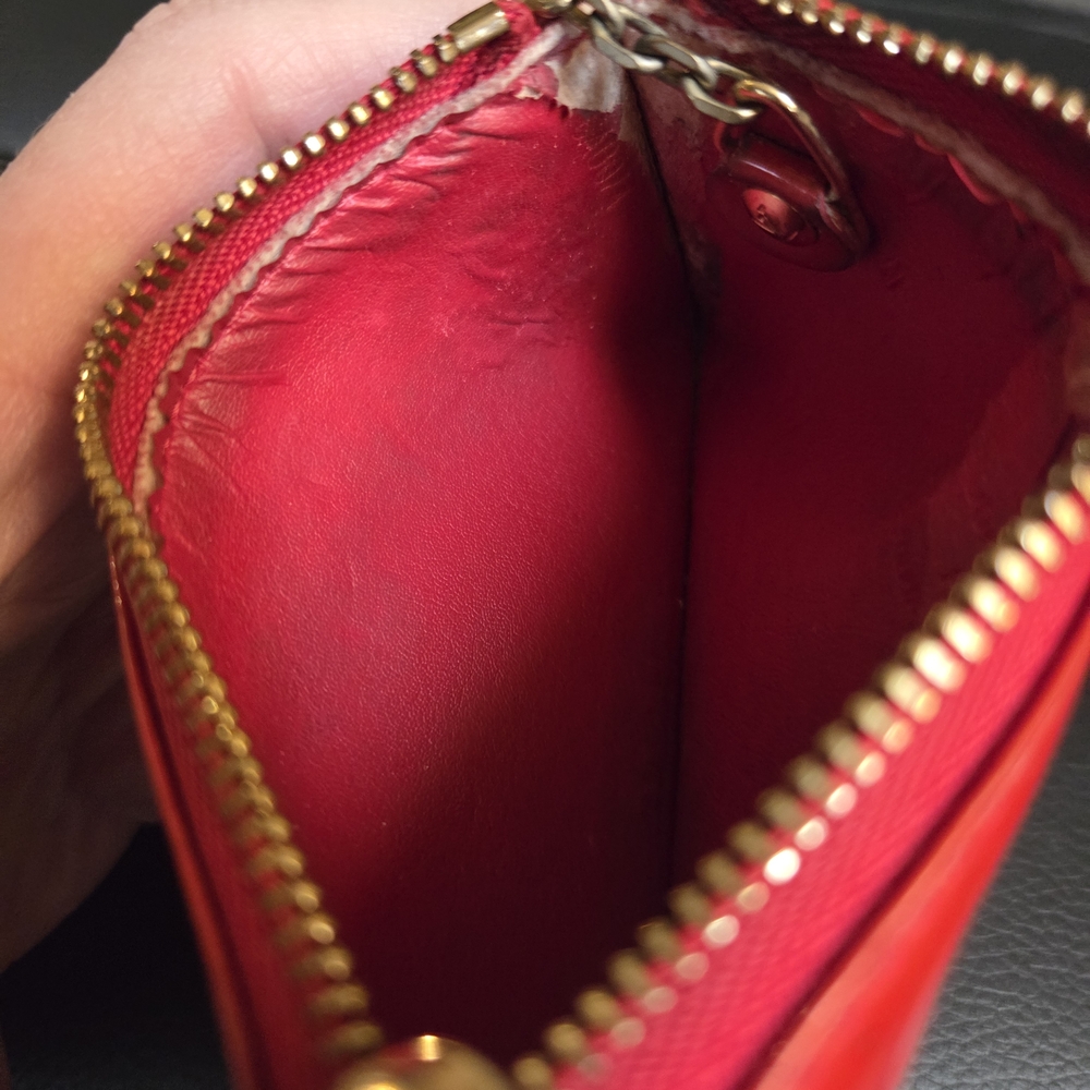 Louis Vuitton Red Monogram Vernis Key  Cles - Change/Card Holder 2004 - Picture 10 of 16